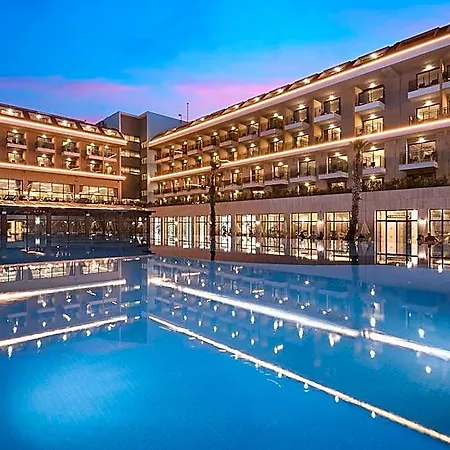 Aydinbey Queen's Palace & Hotel